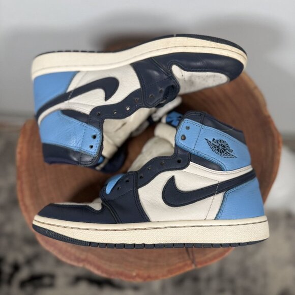 Nike Jordan 1 Retro High Obsidian Youths Sneakers - Picture 2 of 9